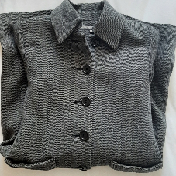 Tristan & Iseut Classic Wool Trench - Picture 7 of 8